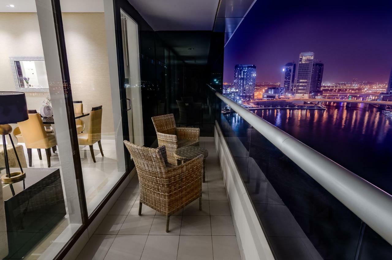 Waterfront Downtown- Damac Maison Canal View Dubai Esterno foto